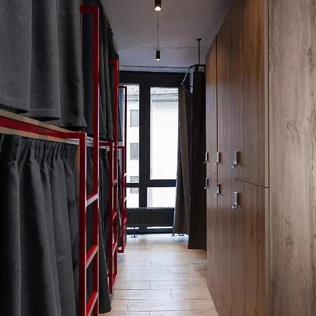 Hotel Baza Smart Boekovel