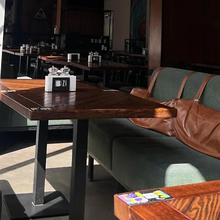 Hotel Baza Smart
