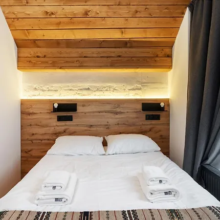 Baza Smart Hotel